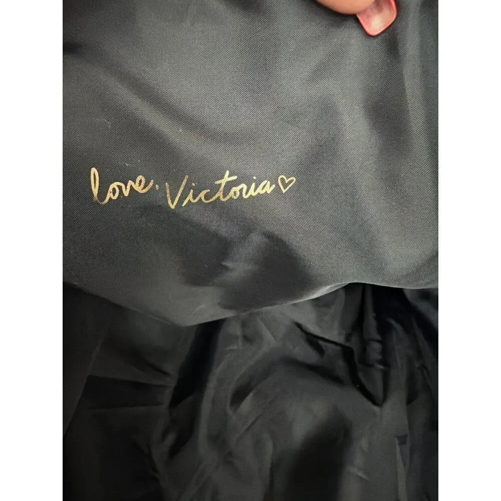 Victoria’s Secret provide same